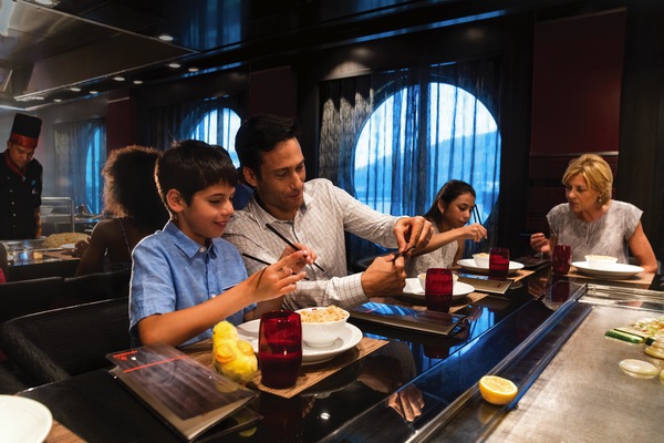 RCI Harmony of the Seas Izumi 1.jpg